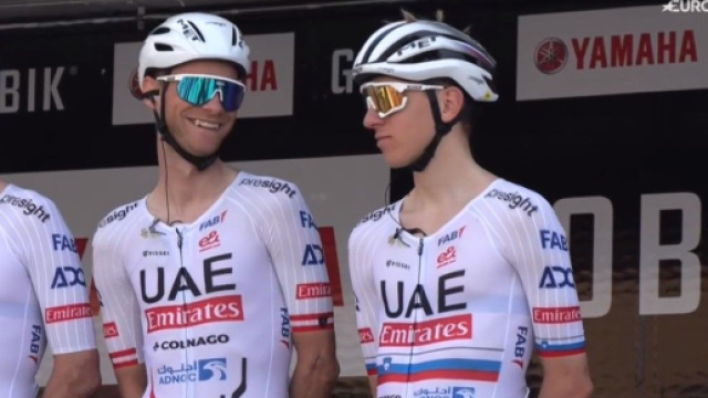 Tadej Pogacar al via della Volta Catalunya &copy; Screenshot Eurosport.