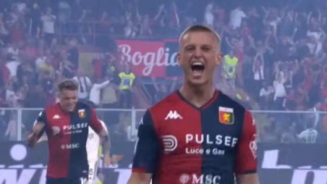 Albert Gu&eth;mundsson - Screenshot &copy; DAZN.