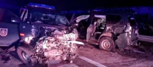 Dos guardias civiles perdieron la vida en el accidente en la AP-4 a la altura de Los Palacios (X, @JucilCadiz)