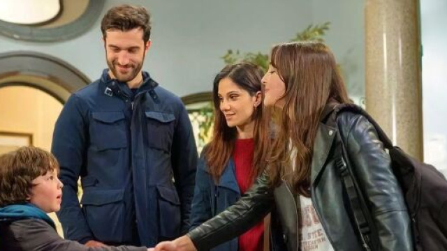Manuel, Damiano, Rosa e Bianca in una scena &copy; Un posto al sole.
