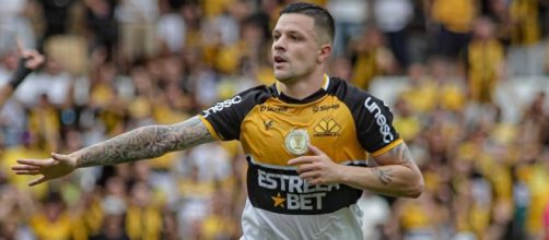 Crici&uacute;ma encara Brusque na final (Reprodu&ccedil;&atilde;o/Facebook/CriciumaEC)