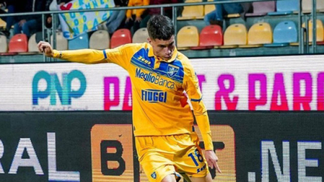 Il calciatore della Juventus Soul&eacute; con la maglia del Frosinone &copy; Instagram Soul&eacute;