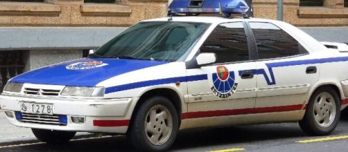La Ertzaintza mantiene abierta la investigaci&oacute;n y ha alertado de otras detenciones (Wikimedia Commons)