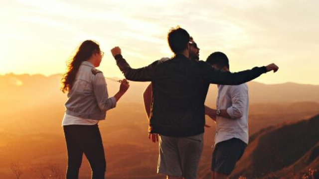 Scampagnata tra amici &copy; pexels