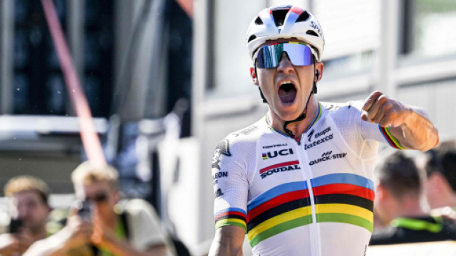 Ciclismo, il confronto tra le percentuali di vittoria: Evenepoel doppia Bettini