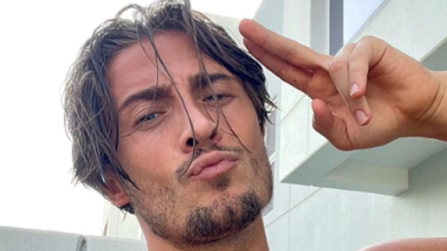 Dylan Thiry veut b&acirc;tir la premi&egrave;re mosqu&eacute;e en Luxembourg (Screenshoot Instagram @dylanthiry)