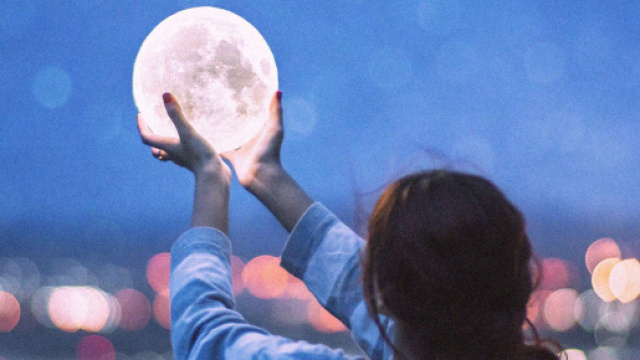 L'oroscopo del 9 marzo, Bilancia soddisfatta e Toro proposta vantaggiosa.