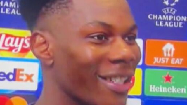 Aur&eacute;lien Tchouam&eacute;ni avec le Real Madrid (capture Canal+)