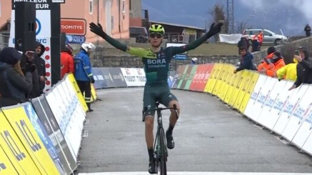 Ciclismo: Evenepoel scatta in salita, ma la settima tappa della Paris-Nice &egrave; di Vlasov.