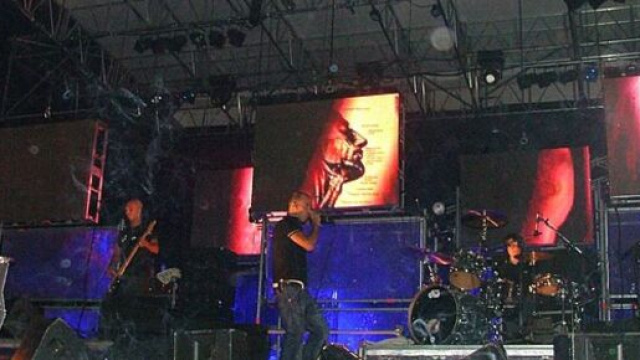 I Subsonica durante un concerto - Foto: &copy;Wikimedia Commons