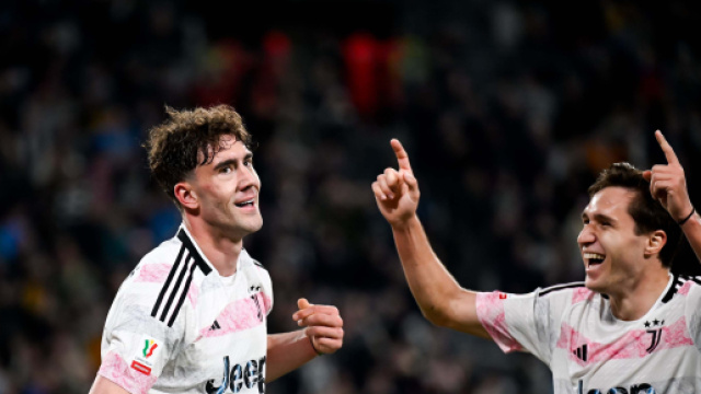 Dusan Vlahovic e Federico Chiesa, attaccanti Juventus &copy;️ foto presa da profili X Juventus