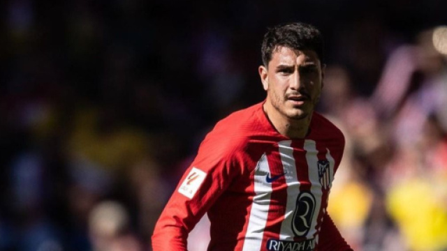 Gimenez con la maglia dell'Atletico Madrid - Instagram Ufficiale Gimenez &copy;.