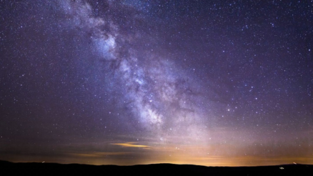 Immagine della via lattea - &copy; Pixabay.