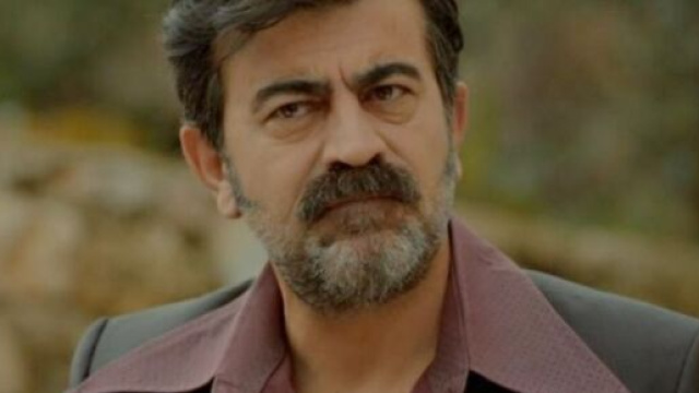 Abdulkadir Taskin in una scena di Terra amara &copy; Canale 5