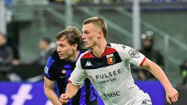 Gudmundsson con la maglia del Genoa - Instagram Ufficiale Gudmundsson &copy;