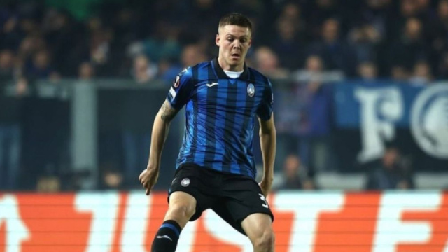 Emil Holm con la maglia dell'Atalanta - Instagram Ufficiale Holm &copy;