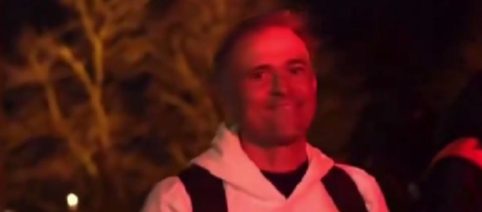 Luis Enrique s'ambiance avec les supporters du PSG après la victoire face à l'OM (vidéo)