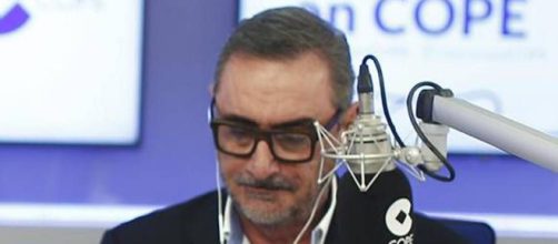 El reconocido comunicador confirm&oacute; la decisi&oacute;n en su programa 'Herrera en COPE' (Wikimedia Commons)