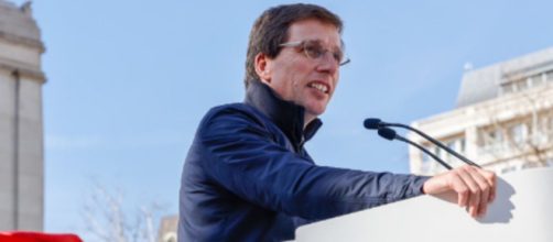 La pareja del alcalde Almeida es una arist&oacute;crata (X, @AlmeidaPP_)