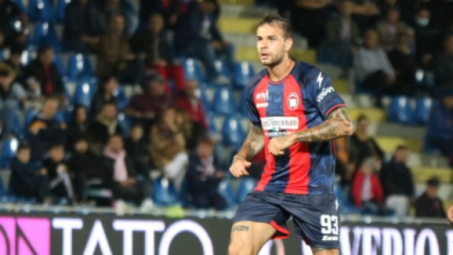 L'attaccante del Crotone, Marco Tumminello - &copy; FcCrotone.It