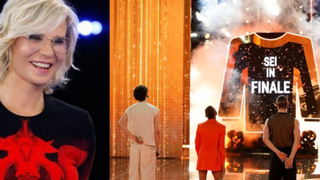 Maria De Filippi e i semifinalisti - screenshot Amici &copy; Canale 5