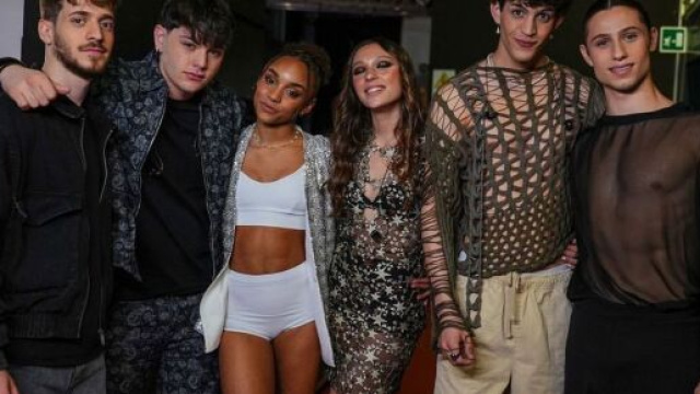 In foto Holden, Petit, Marisol, Sarah, Mida e Dustin di Amici &copy; Mediaset