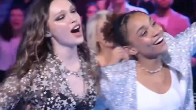 In foto Sarah e Marisol &copy; Canale 5.