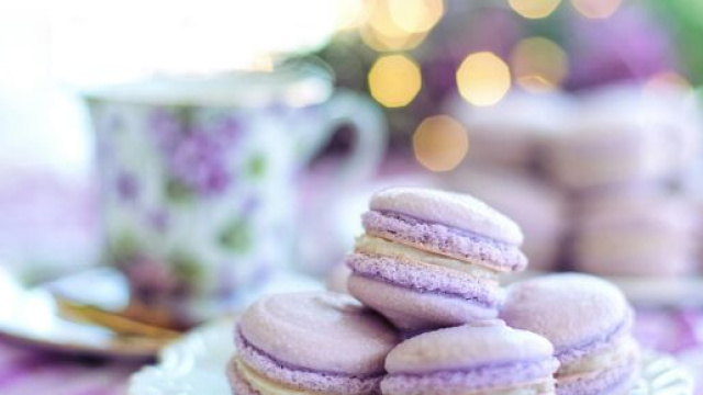 Macarons all'acqua di rose &copy; Pexels.com