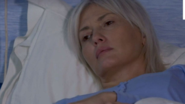 Lara Martinelli in ospedale, screenshot &copy; Rai.