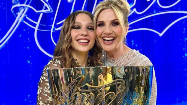 In foto Lorella Cuccarini e Sarah Toscano &copy; Instagram Lorella Cuccarini