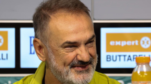 Il tecnico del Catanzaro, Vincenzo Vivarini - &copy; UsCatanzaro1929.Com