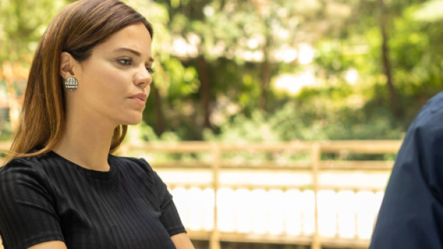 In foto Zuleyha nella soap Terra amara, &copy; Mediaset.