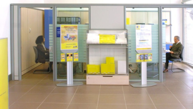 In foto un ufficio postale &copy; Poste Italiane.