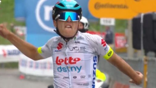 Jarno Widar al Giro Next Gen - Screenshot &copy; Eurosport