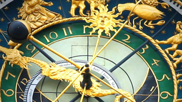 L'orologio astronomico &copy; Pixabay.