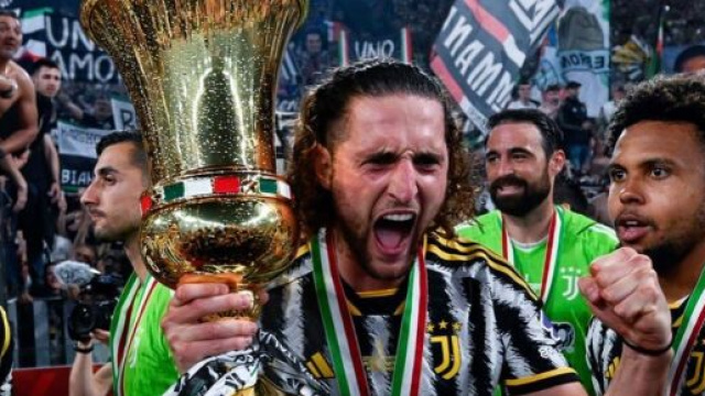 Adrien Rabiot &copy; Foto Profilo Facebook Juventus