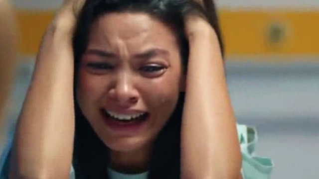 Zeynep disperata per la perdita di suo figlio, screenshot &copy; Endless Love.