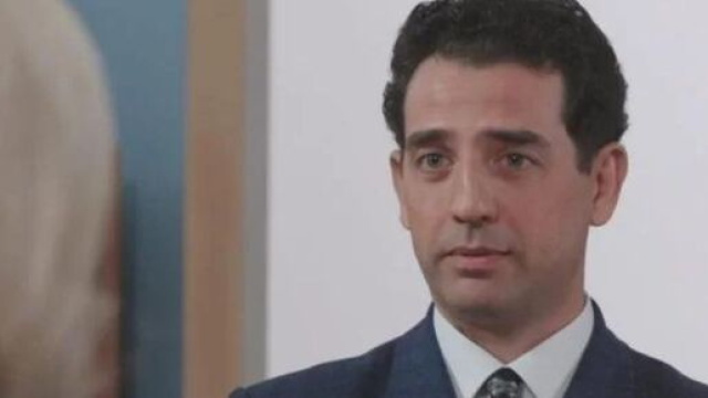 In foto Gianlorenzo Botteri de Il Paradiso delle signore (screenshot &copy; Rai 1).