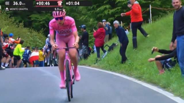 Tadej Pogacar al Giro d'Italia - Screenshot &copy; Eurosport.