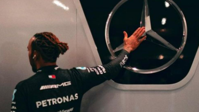 Hamilton &egrave; alla sua ultima stagione in Mercedes &copy;Profilo Instagram ufficiale Lewis Hamilton.