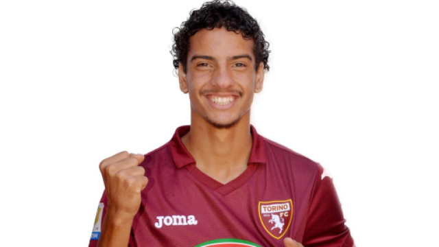 Jonathan Silva con la maglia del Torino - &copy; TorinoFc.