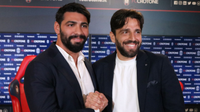 Raffaele Vrenna e Antonio Amodio del Crotone - &copy; FcCrotone.It