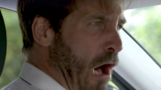 Alberto in scena, screenshot &copy; Un posto al sole