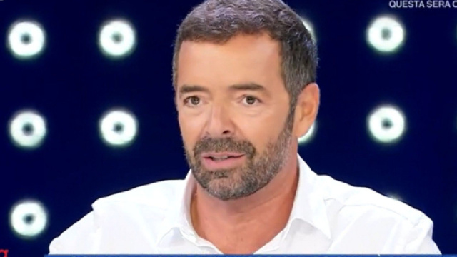 In foto Alberto Matano, screenshot &copy; Rai 1.