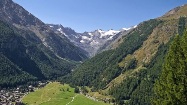 Una vista dall'alto di Cogne &copy; Pixabay