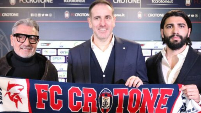 Da sinistra a destra: Gianni Vrenna, Lamberto Zauli e Raffaele Vrenna - &copy; FcCrotone.It