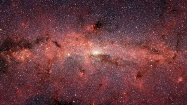 La via lattea - &copy; NASA, JPL-Caltech, Susan Stolovy (SSC/Caltech) et al.