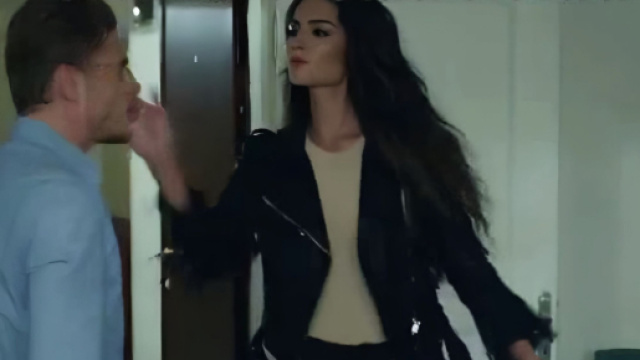 Asu d&agrave; uno schiaffo a Tufan - screenshot &copy; Endless Love.