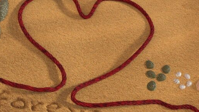 Amore, cuore e sabbia &copy; Pixabay