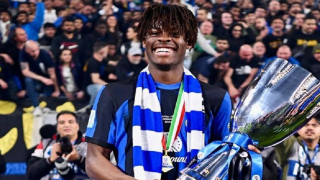 Yann Bisseck con la maglia dell'Inter &copy; Instagram Bisseck